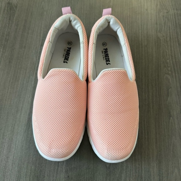 Paredes Danu women cushioned pink mesh comfort slip on shoes size 7.5 - Picture 3 of 11